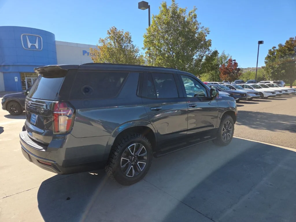 Used 2021 Gray Chevrolet Z71 image 5
