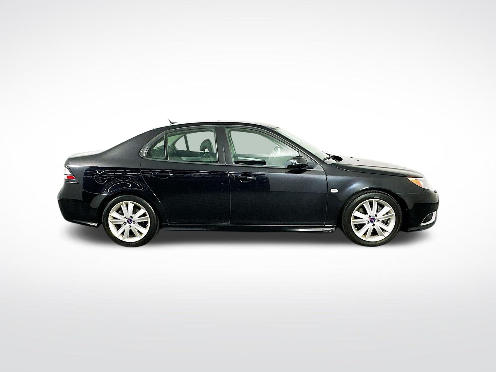 Used 2008 Jet Black Metallic Saab Aero image 9