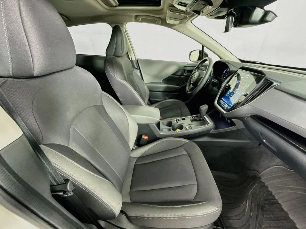 Used 2025 Crystal White Pearl Subaru Premium image 27
