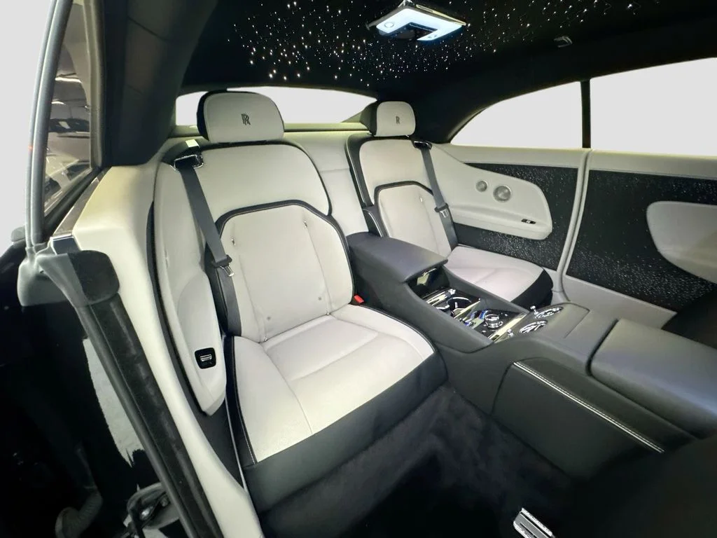Used 2024 Black Rolls-Royce  image 30