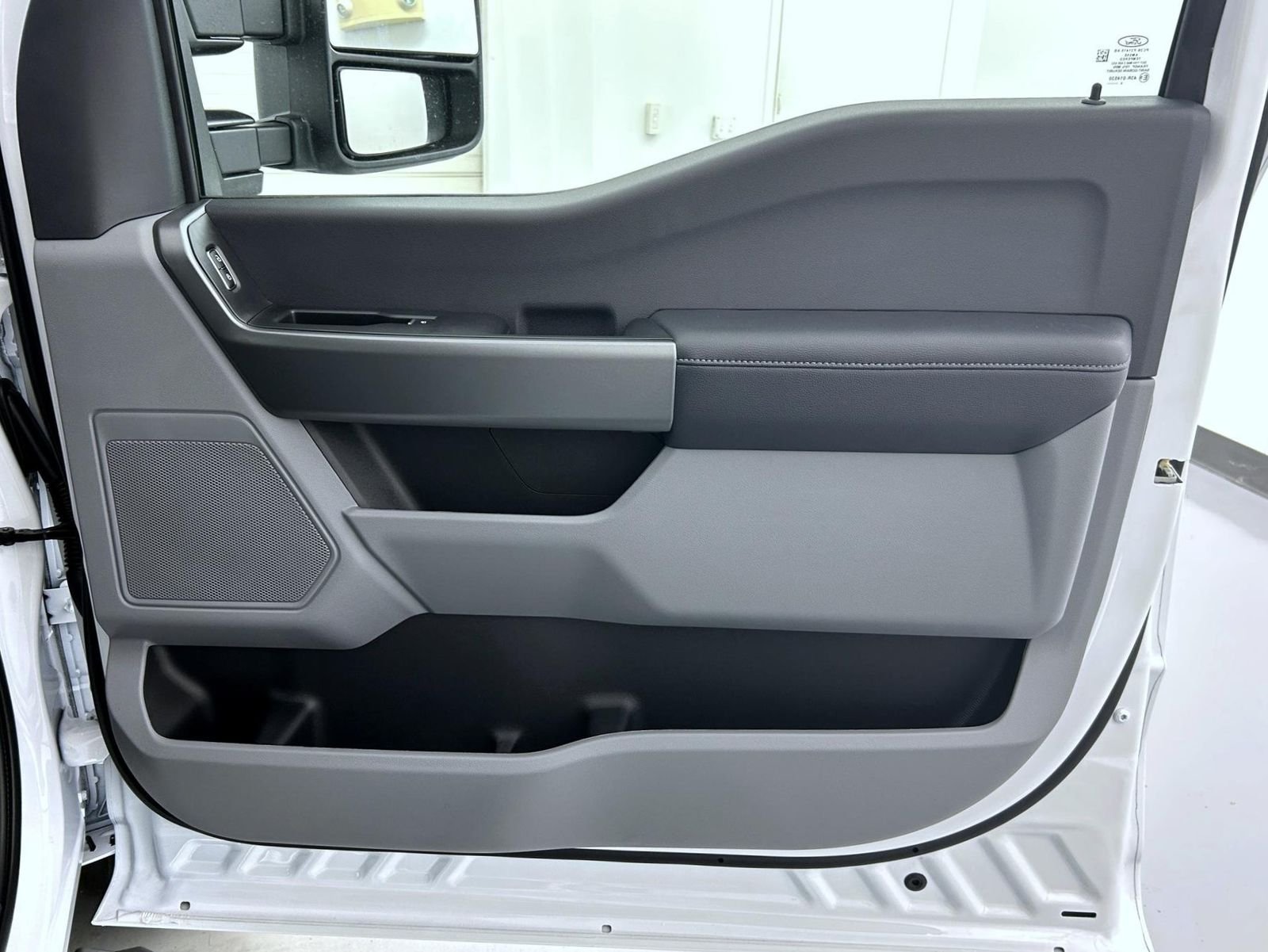 2026 Ford F-350 Super Duty XLT - Photo 16