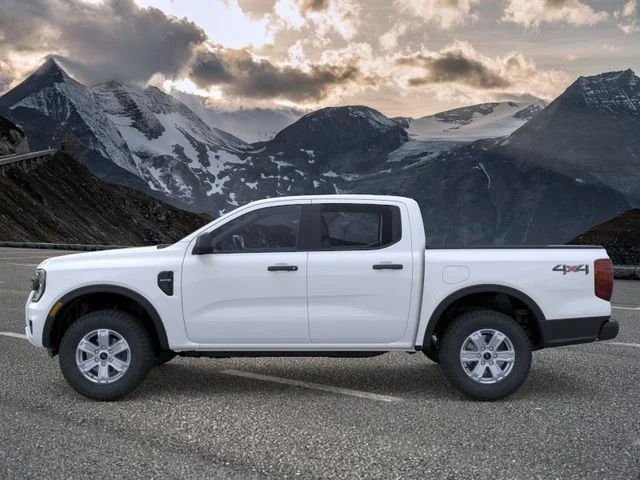 New 2025 Oxford White Ford XL image 3