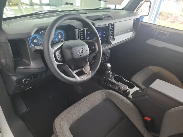 New 2026 Oxford White Ford Base image 14