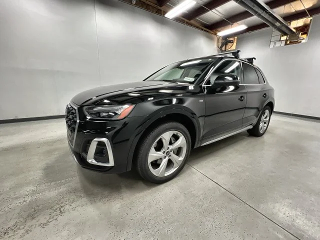 2022 Audi Q5 Premium Plus