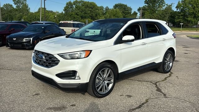 Used 2023 Star White Ford Titanium image 2