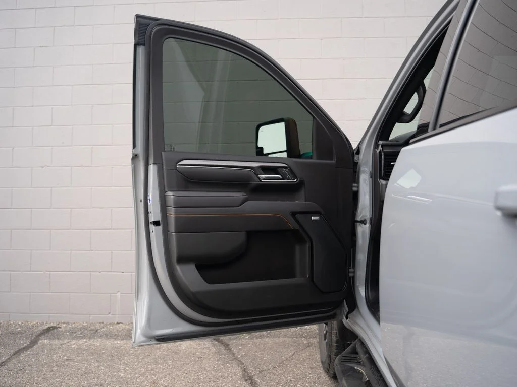 Used 2025 Gray GMC AT4 image 15