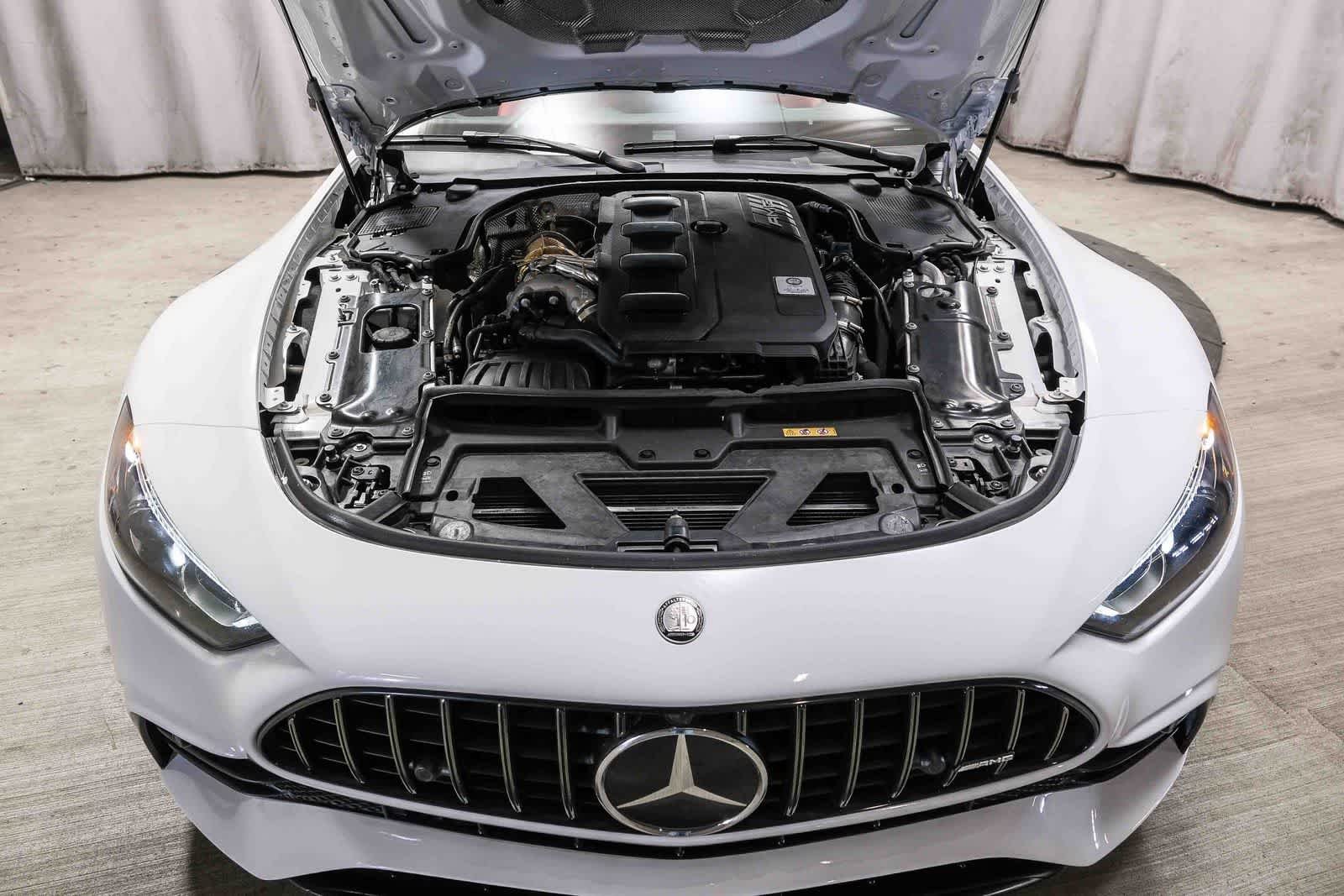 Certified Used 2023 MANUFAKTUR Moonlight White Metallic Mercedes-Benz AMG® SL 43 image 28