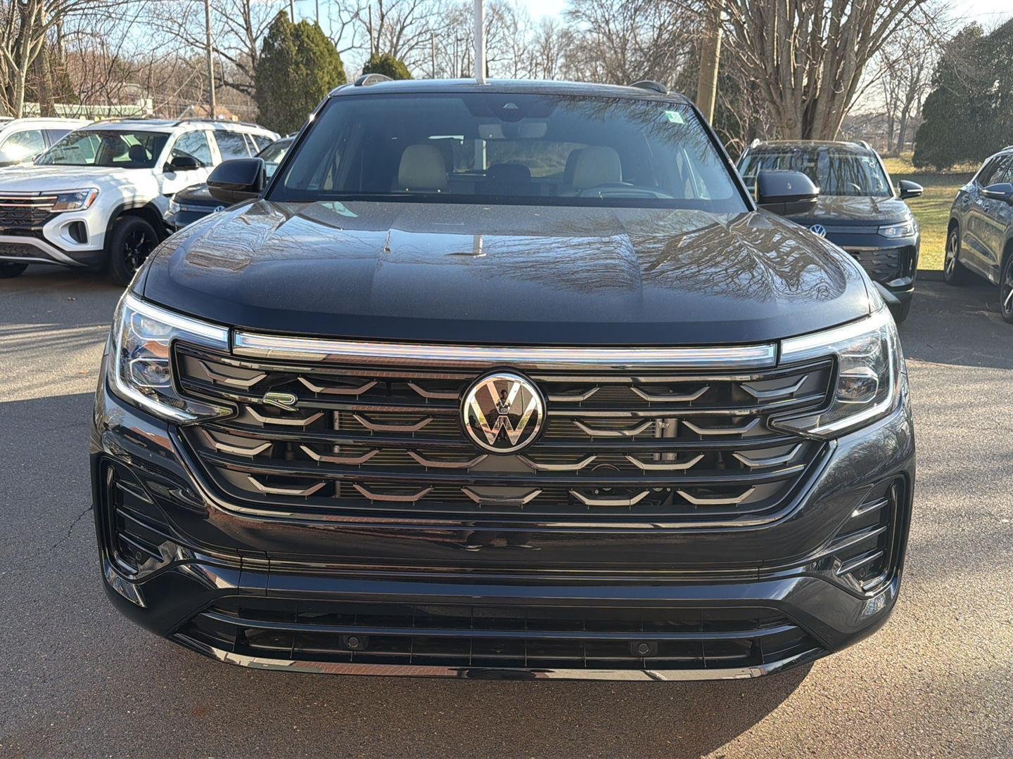 New 2026 Deep Black Pearl Volkswagen 2.0T SEL R-Line Black image 8