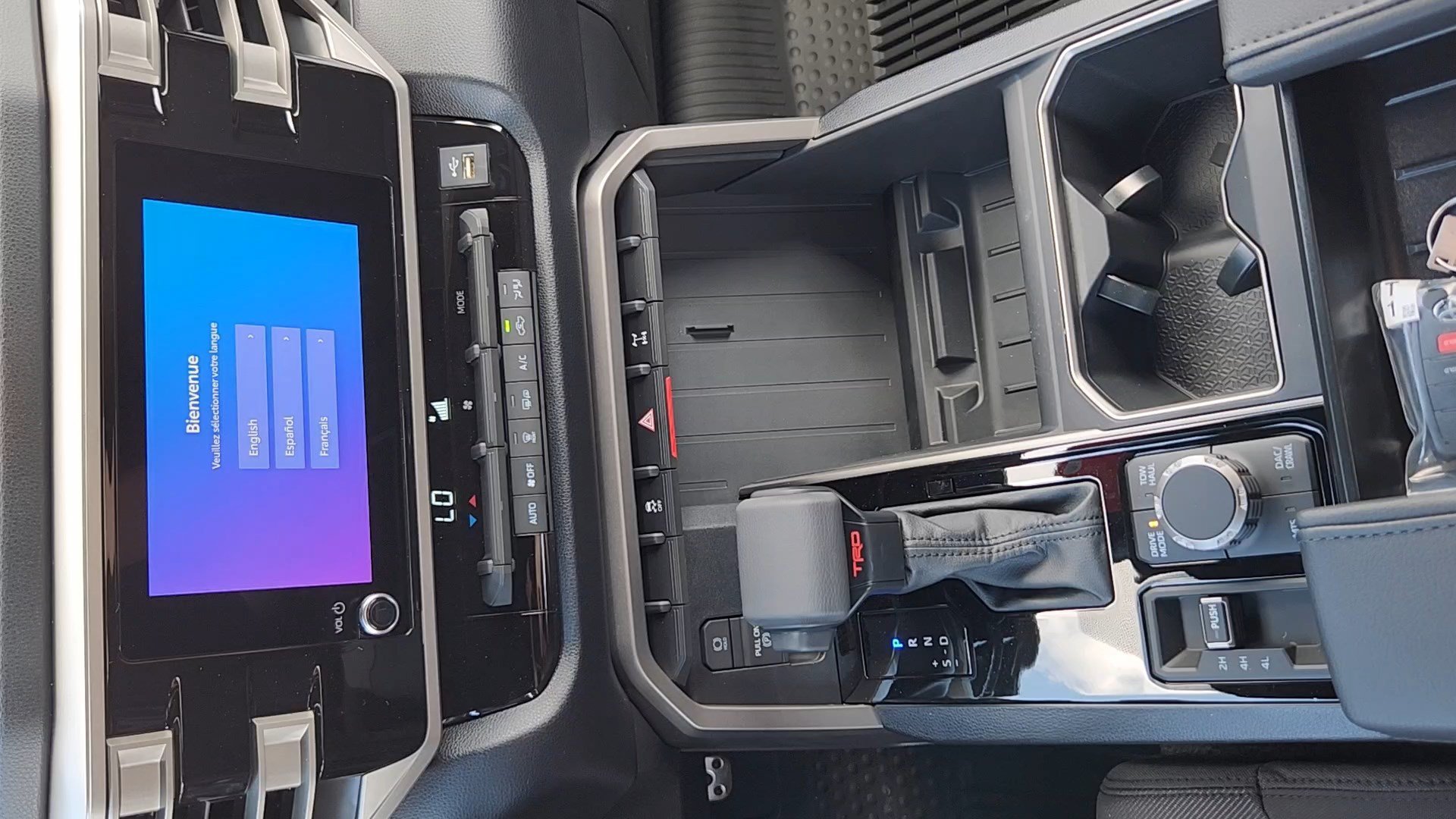 2026 Toyota Tundra SR5 - Photo 14