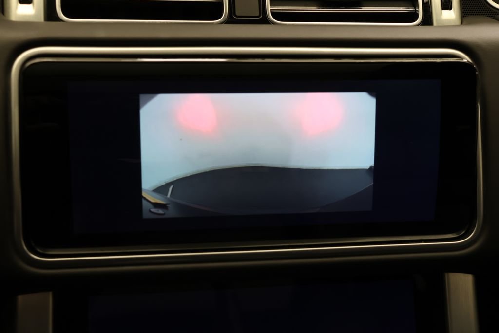 Used 2019  Land Rover 5.0L V8 Supercharged image 21