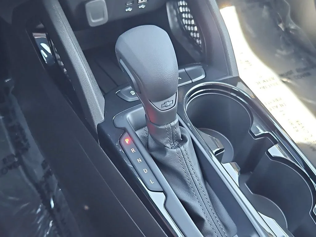 New 2026 Mosaic Black Metallic Chevrolet LT image 20