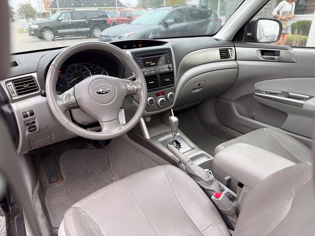 Used 2010 Gray Subaru 2.5X image 12