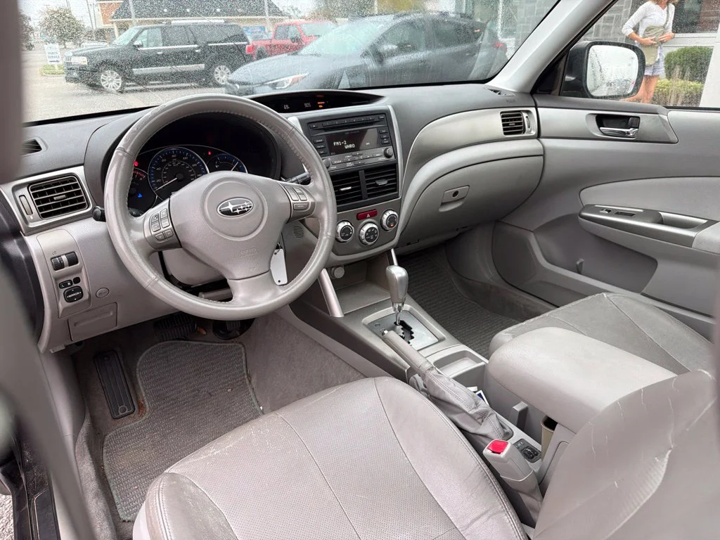 Used 2010 Gray Subaru 2.5X image 12