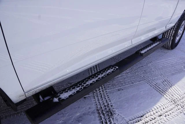 New 2026 Bright White Clear-Coat Exterior Paint RAM Tradesman image 10