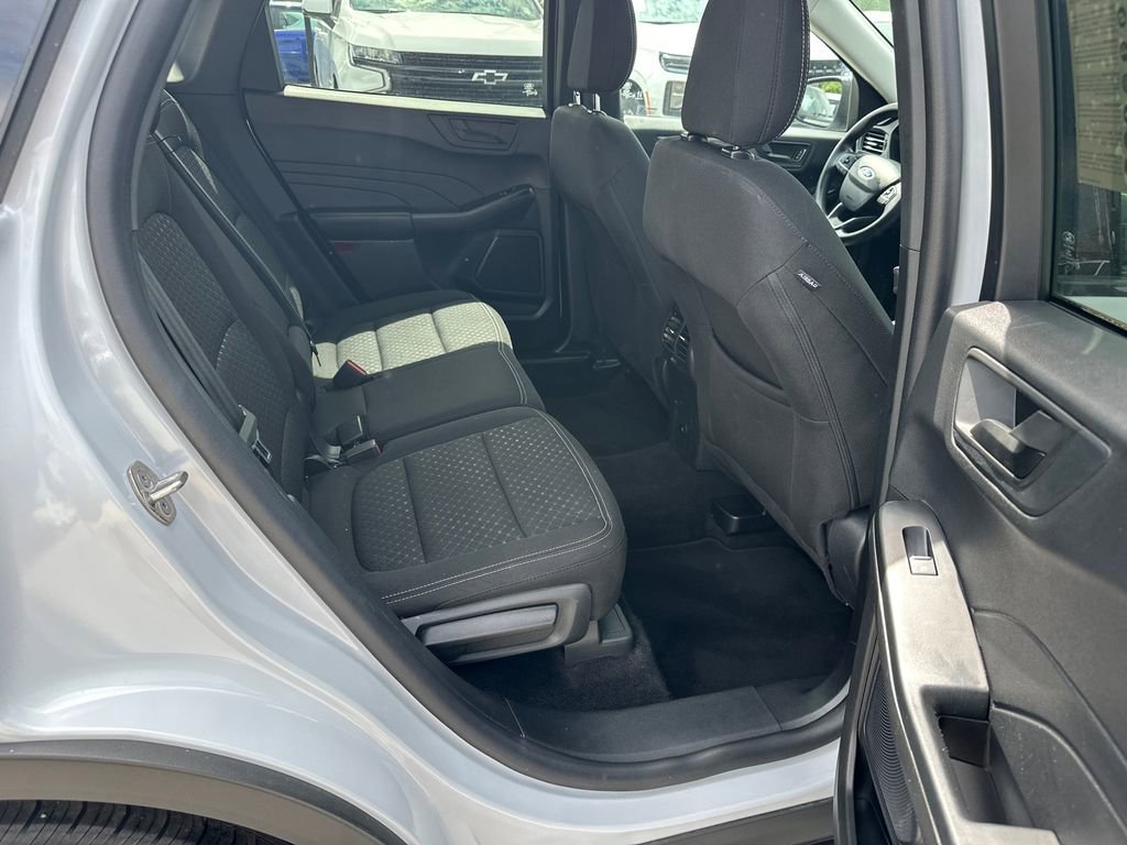 Used 2025 Silver Ford Active image 15