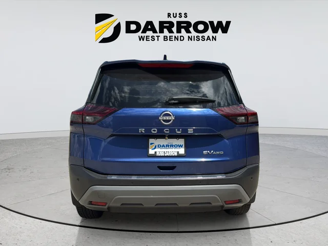 Used 2022 Blue Nissan SV image 4