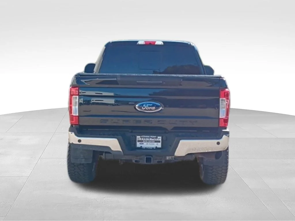 Used 2019 Black Metallic Ford Lariat image 6