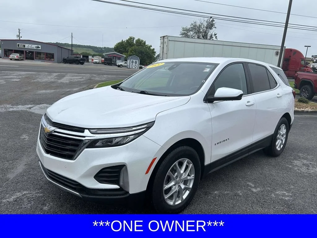 Used 2022 Iridescent Pearl Tricoat Chevrolet LT image 8