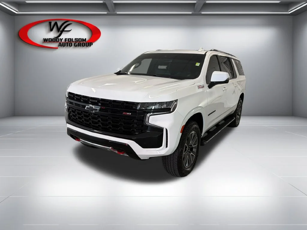 Used 2024 White Chevrolet Z71 image 3