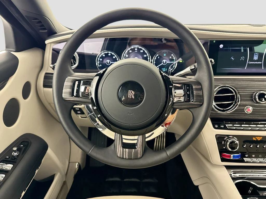 Used 2022 White Rolls-Royce  image 11