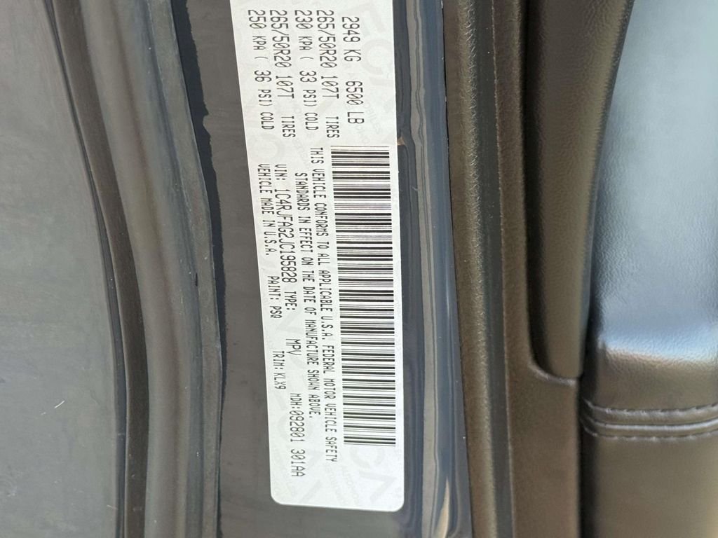 Used 2018 Black Jeep Altitude image 32