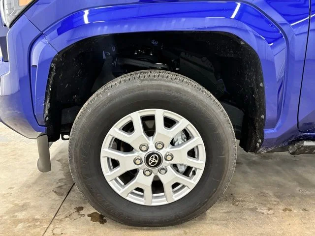 Used 2025 Blue Toyota SR5 image 9