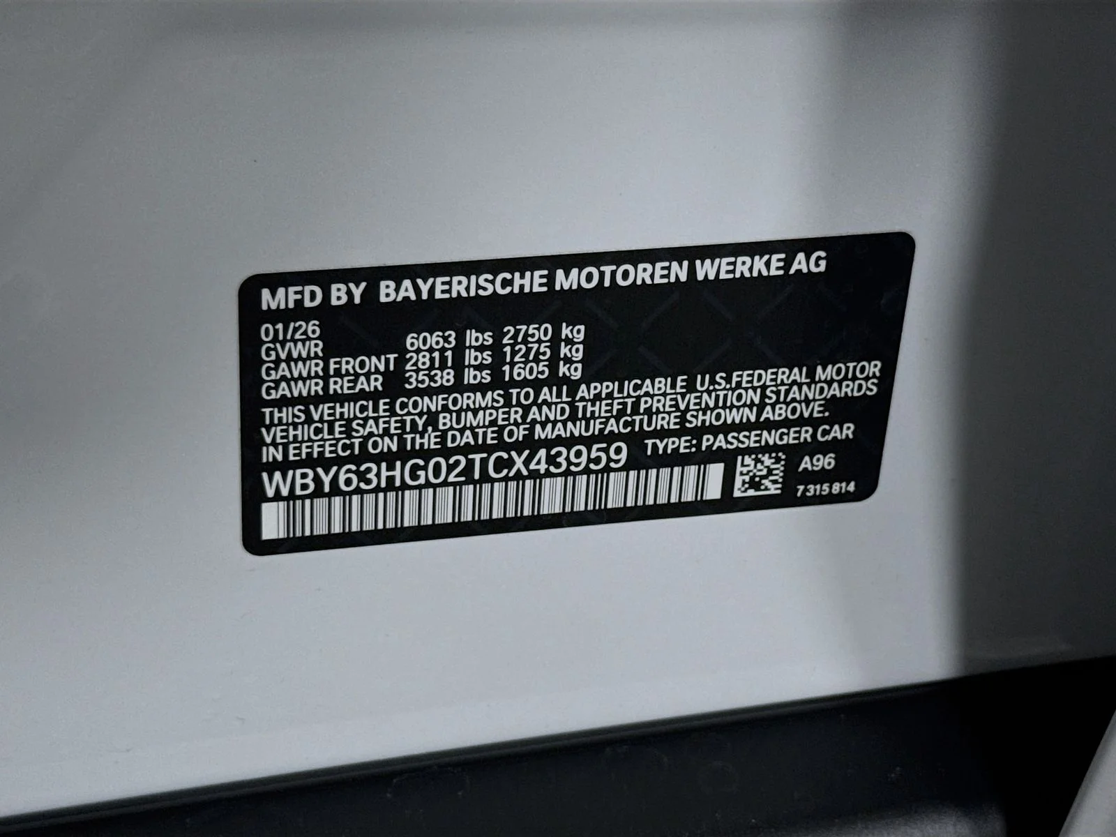New 2026 Mineral White Metallic BMW eDrive40 image 34