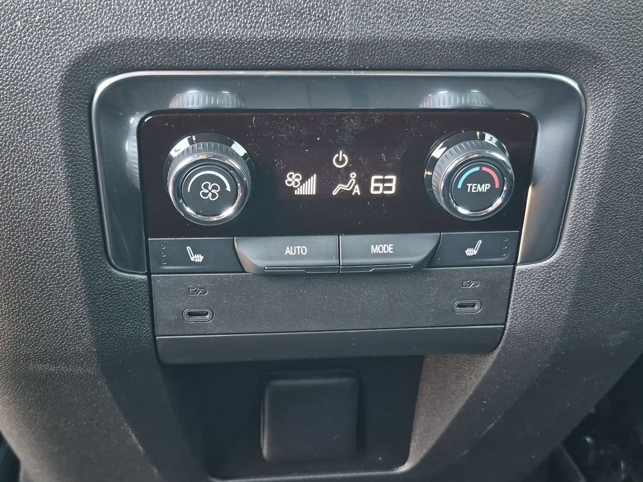 2026 Chevrolet Tahoe LT - Photo 22