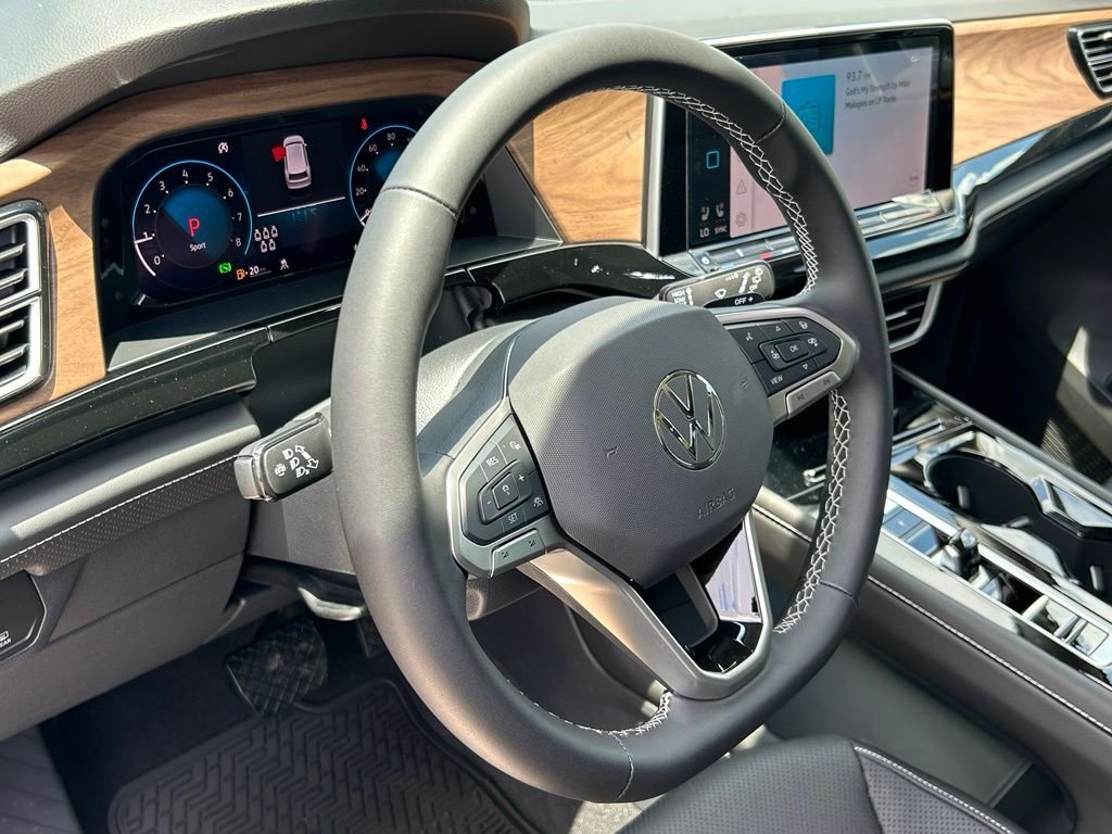 New 2026 Black Volkswagen SE w/Technology image 16