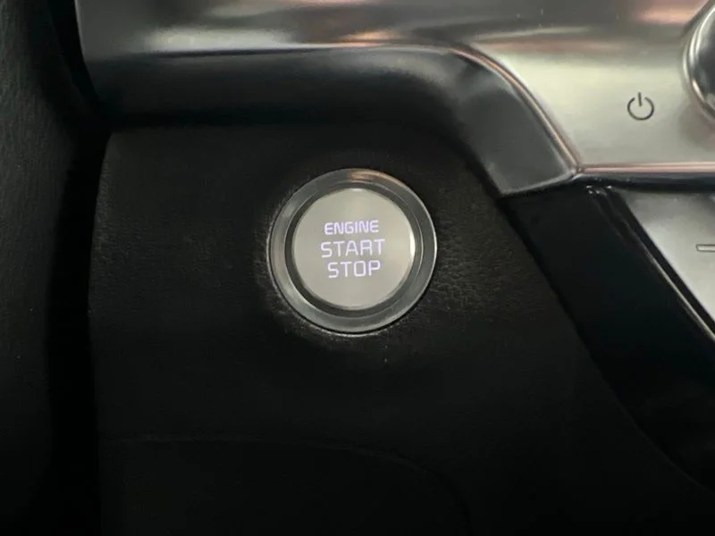 Used 2020 White Kia EX image 28