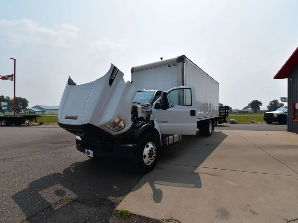 2019 Ford F-750 - Photo 16