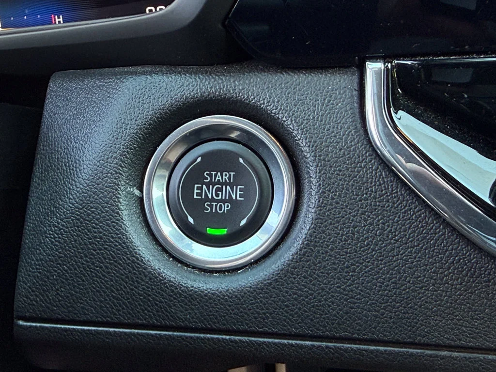Used 2025 Black Chevrolet Trail Boss image 27