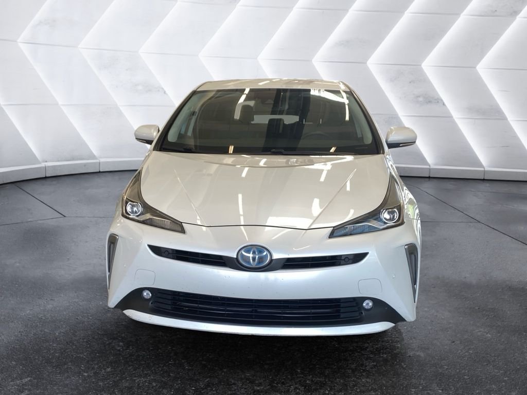 Used 2022 Beige Toyota XLE image 2