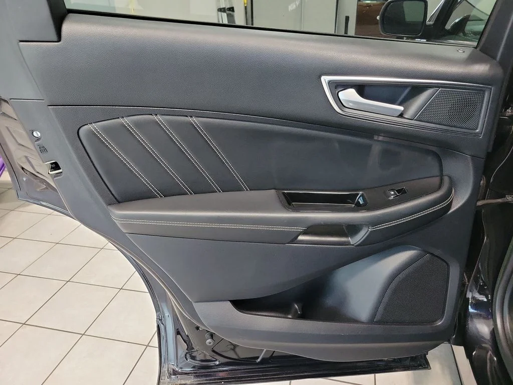 Used 2019 Black Ford ST image 33