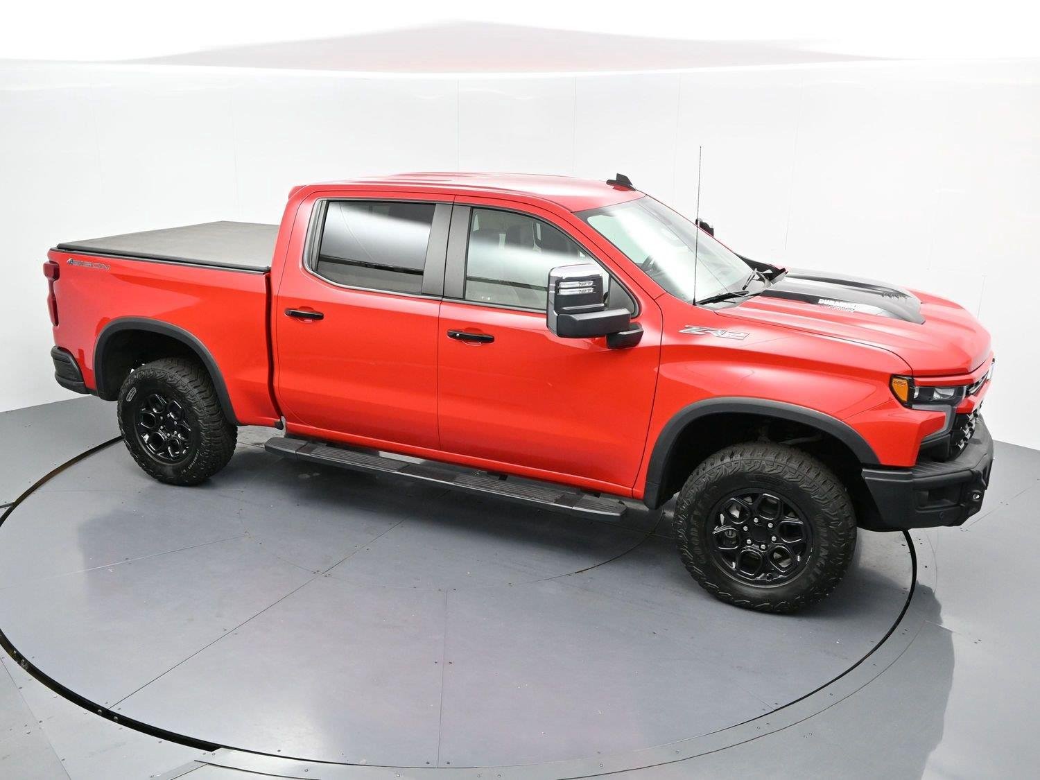 Used 2024 Red Hot Chevrolet ZR2 image 42