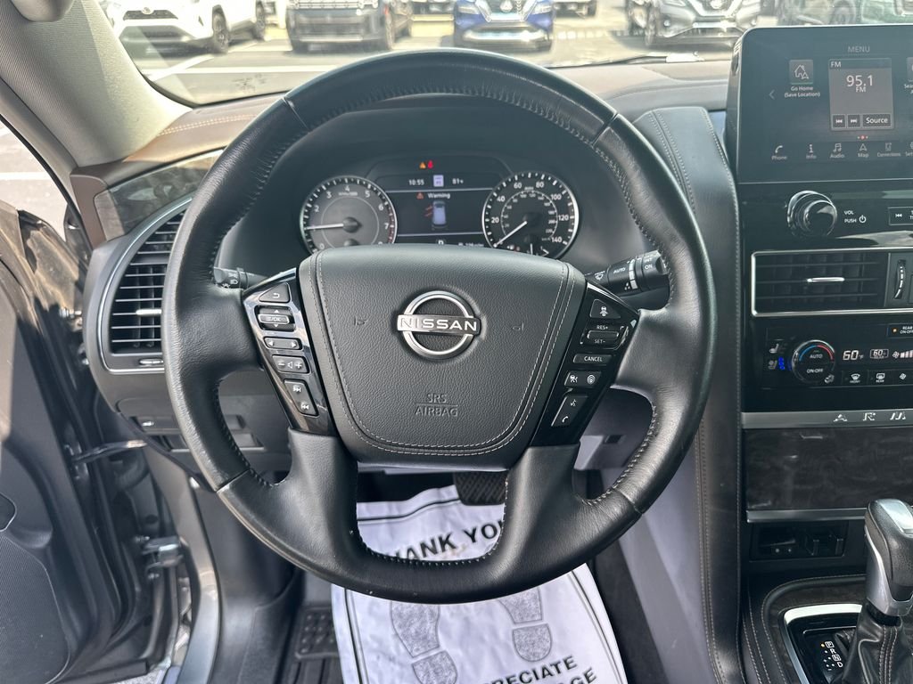 Used 2022 Gray Nissan Platinum image 17