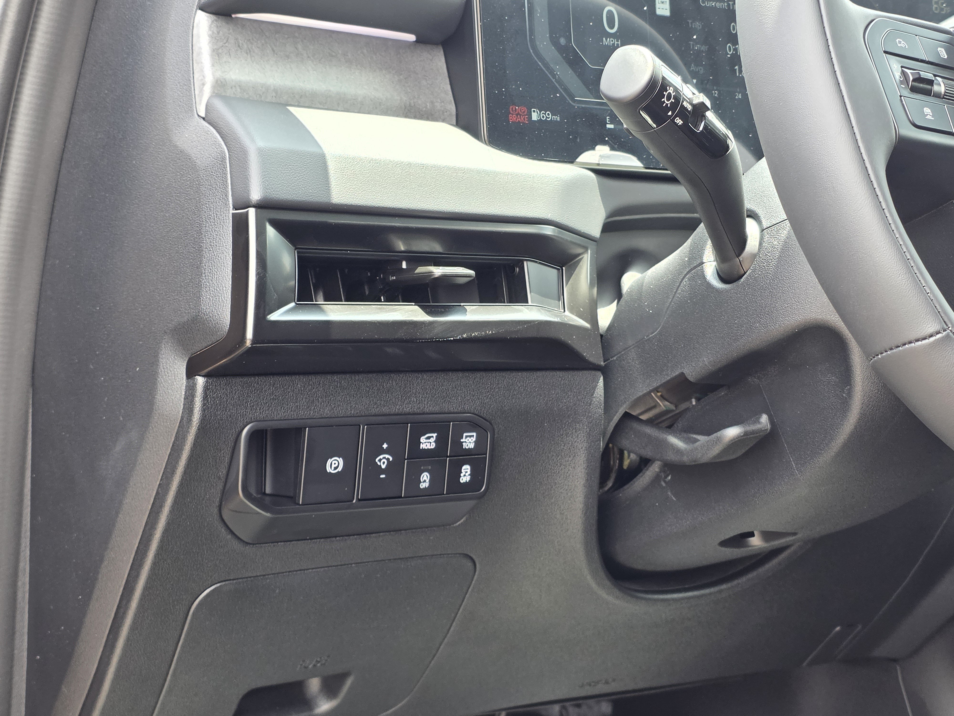 New 2027 Terrain Brown Kia X-Line SX image 17