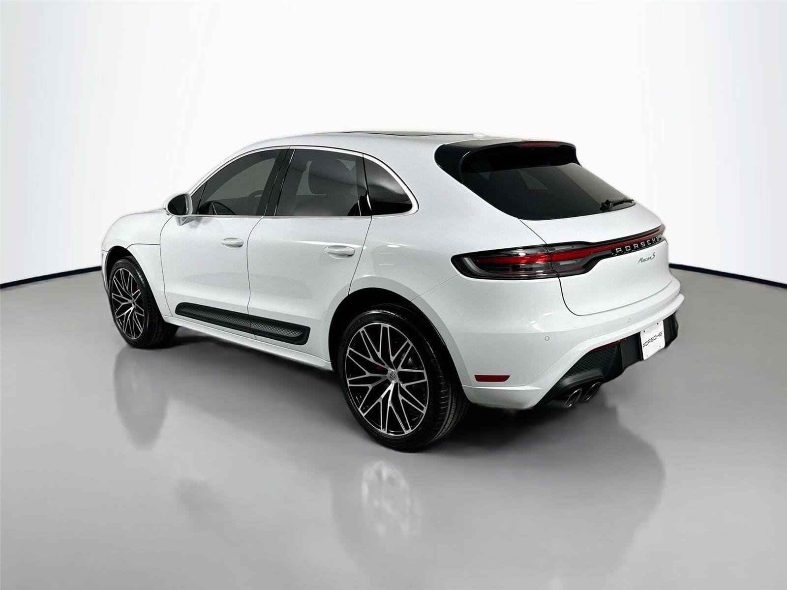 Certified Used 2026 Carrara White Metallic Porsche  image 3