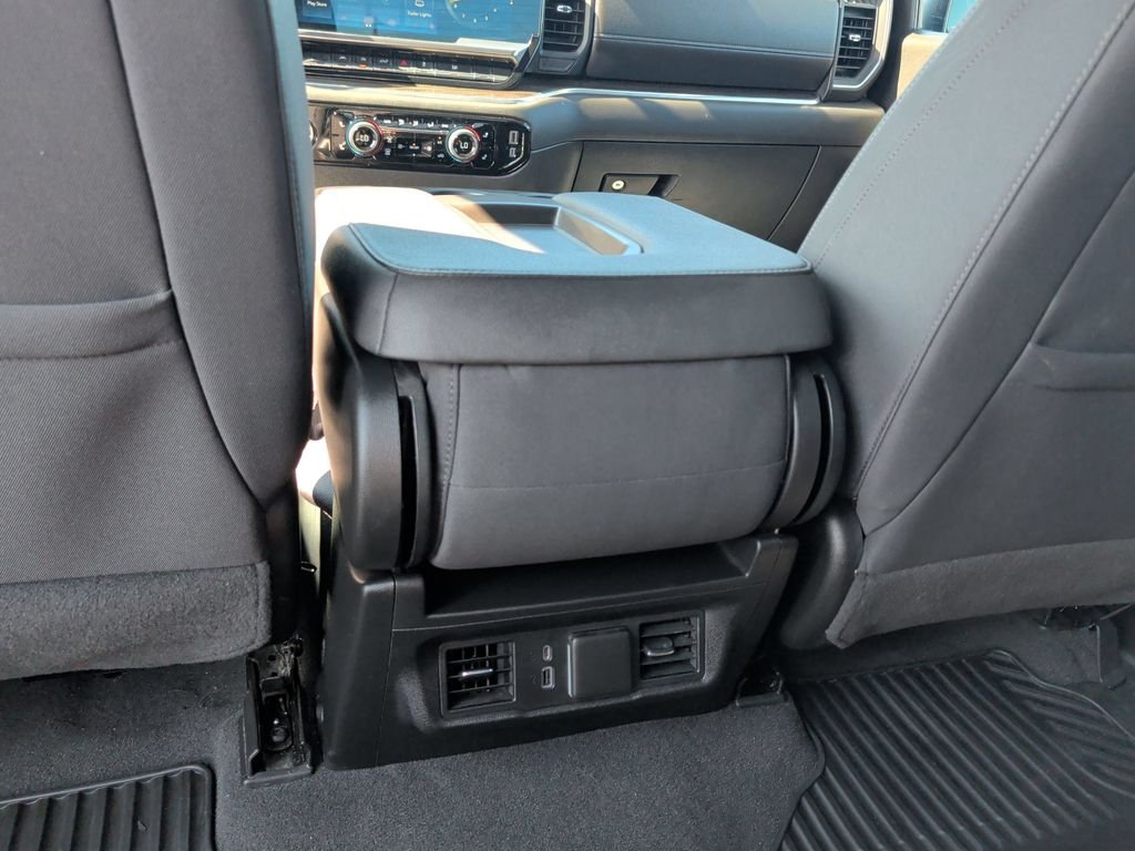 Used 2024 Lakeshore Blue Metallic Chevrolet LT image 18
