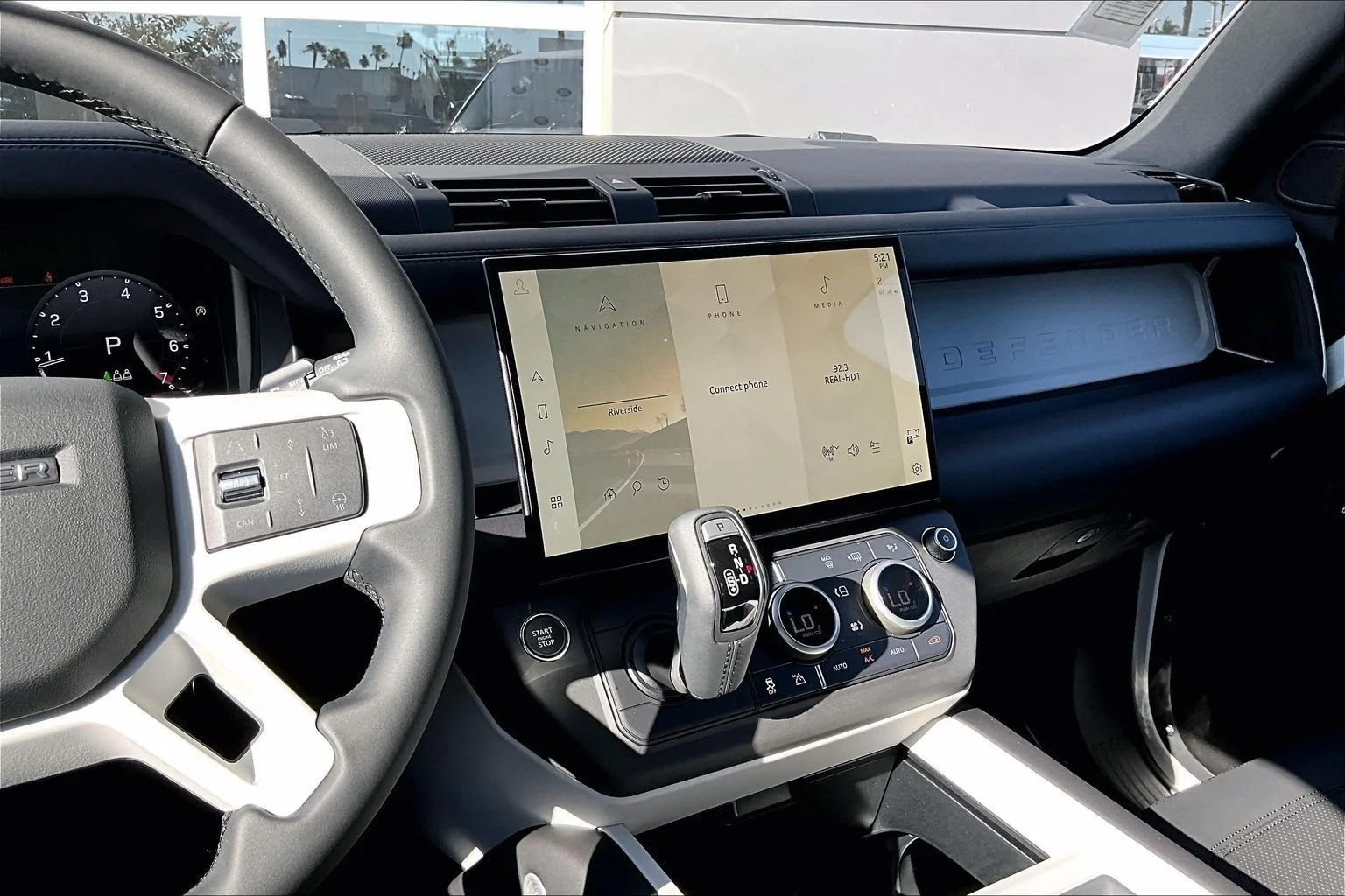 New 2026 Fuji White LAND ROVER S image 7
