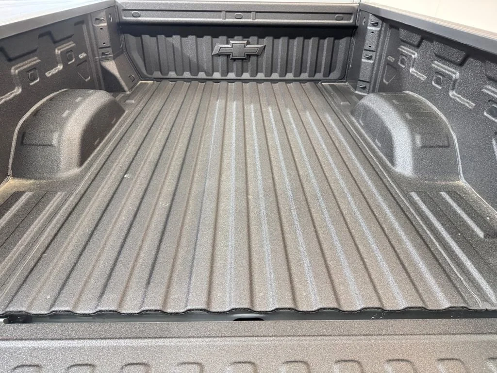 New 2026 Sterling Gray Metallic Chevrolet LT image 8