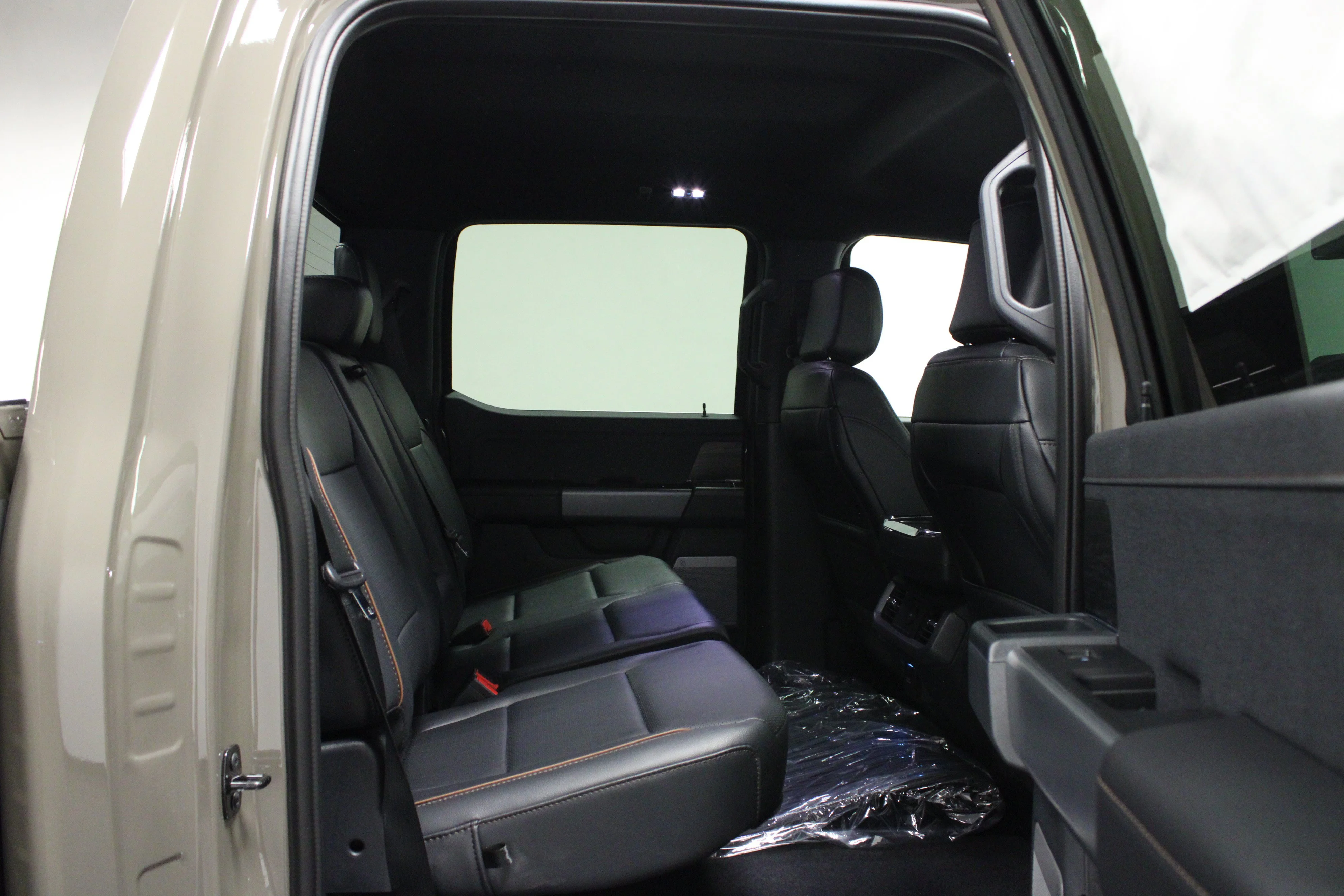 New 2026 Marsh Gray Ford Lariat® image 15