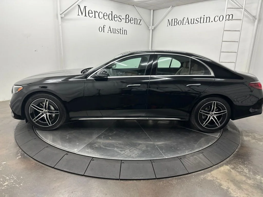 New 2027 Black Mercedes-Benz E 350 image 4