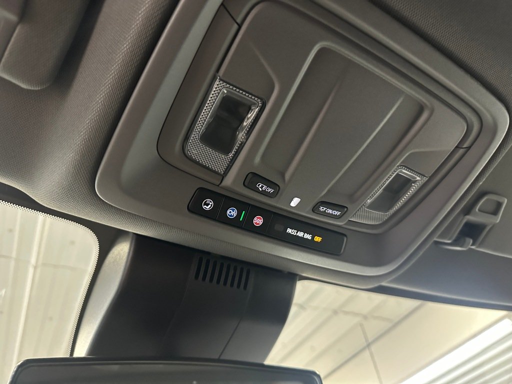 Used 2024 Dark Ash Metallic Chevrolet LT (2FL) image 18
