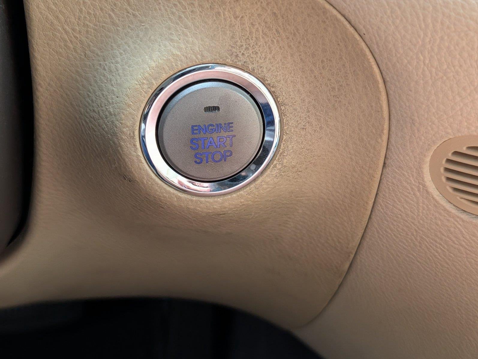 Used 2009 Sterling Blue Metallic Hyundai 3.8L image 25