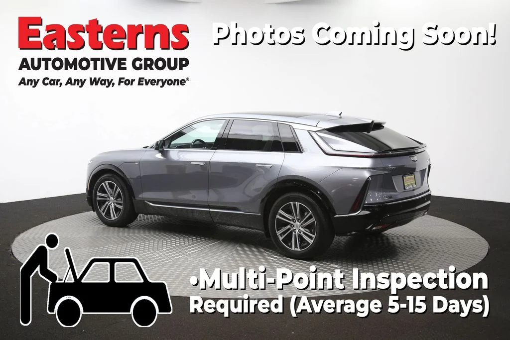 Used 2023 Gray Cadillac Luxury image 67
