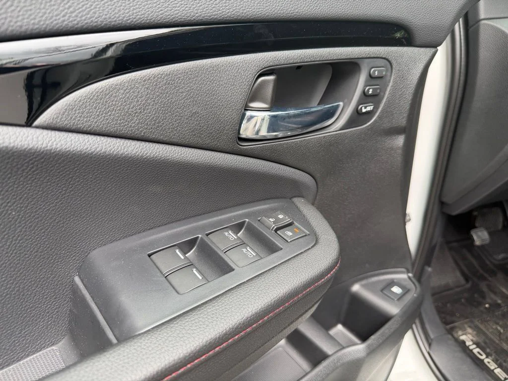 2026 Honda Ridgeline Black Edition - Photo 17