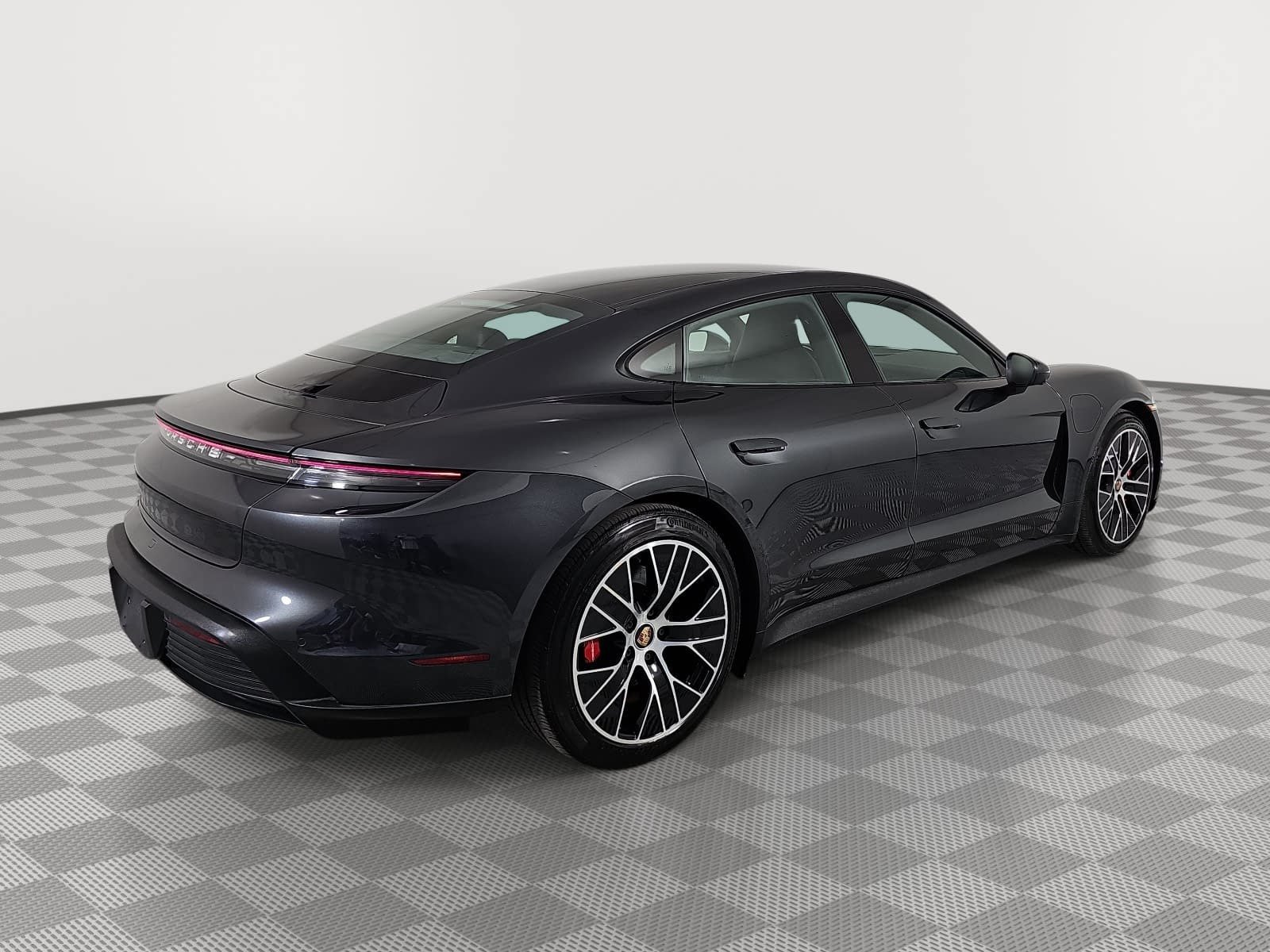 Used 2021 Gray Porsche 4S image 8
