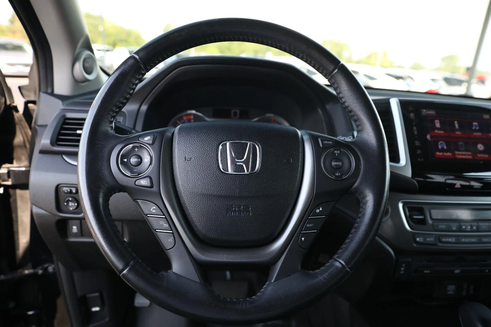 Used 2017 Crystal Black Pearl Honda EX-L image 43