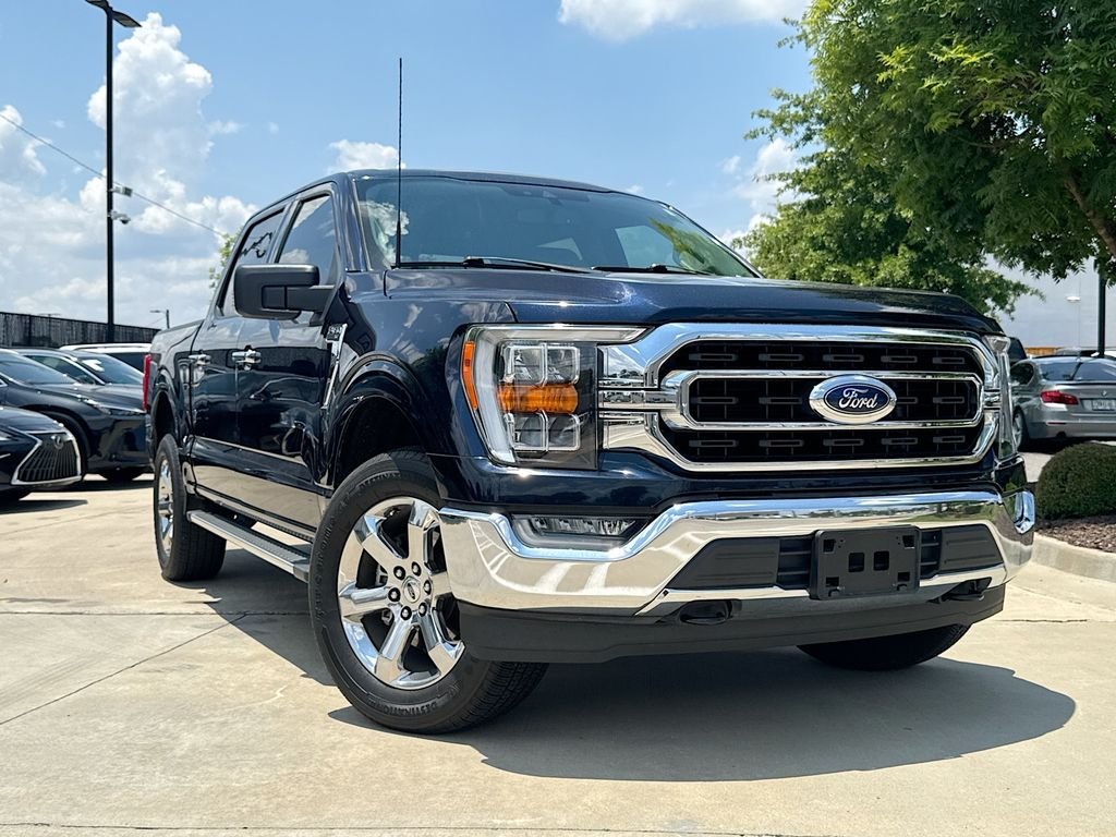 Used 2022 Blue Ford XLT image 1